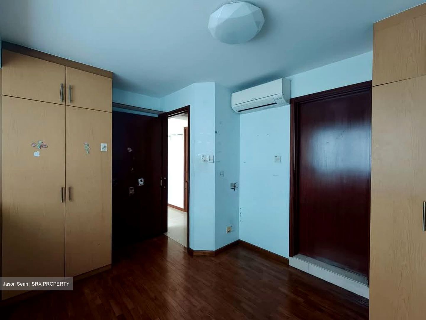Evergreen Park (D19), Apartment #588796351